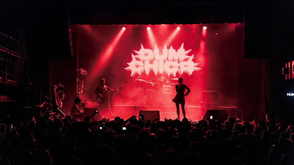 dum chica niceto club