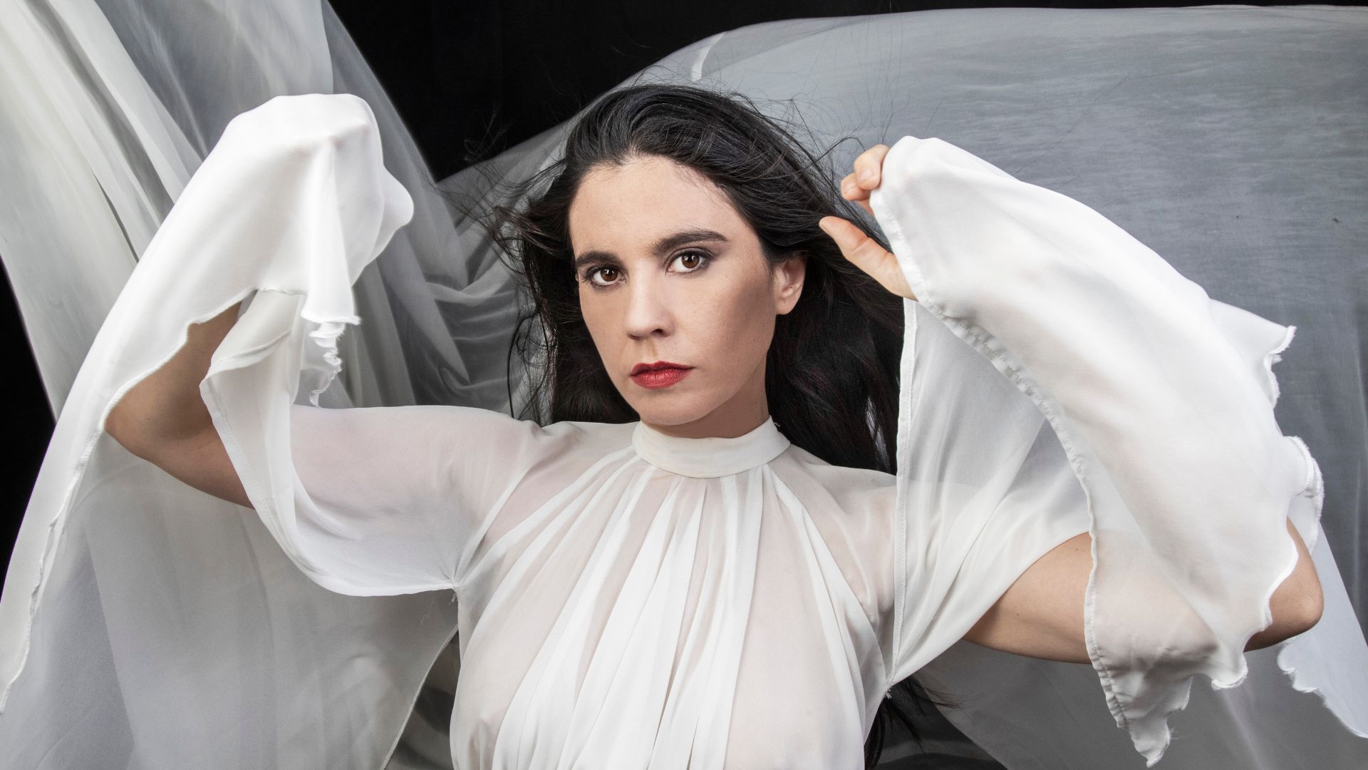 javiera mena entrevista