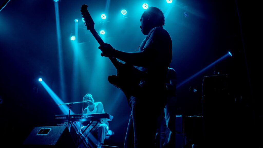 van den broek yellow days