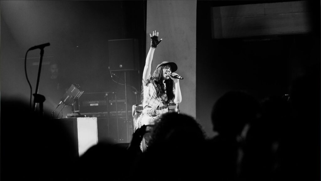 javiera mena esquemas juveniles